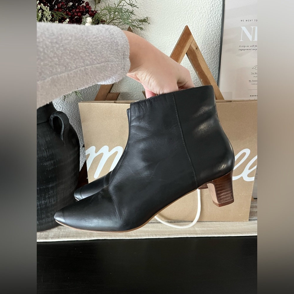RARE Madewell Portia Size 8 / 8.5 Kitten Heel Leather Ankle Boot Dimes